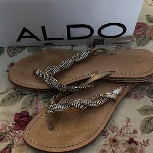 Aldo Women's Tan and Gold Sandals